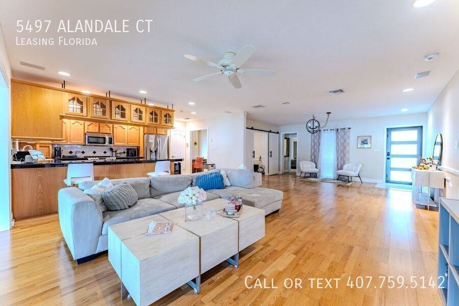 5497 Alandale Ct - Photo 4 of 41