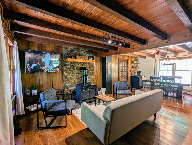 1115 Bear Creek Pike - Photo 6 of 20