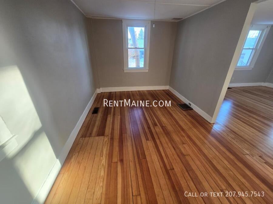 269 1/2 French St - Photo 7 of 15