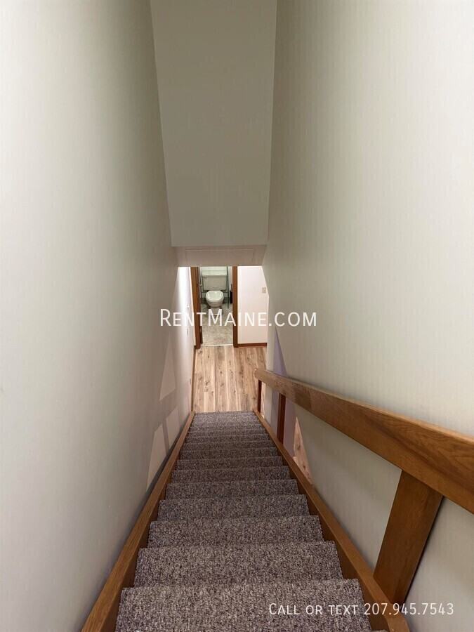 135 Howard St #D - Photo 6 of 7