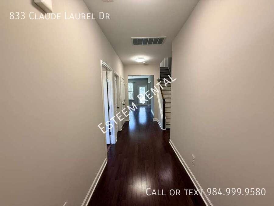 833 Claude Laurel Dr - Photo 4 of 50