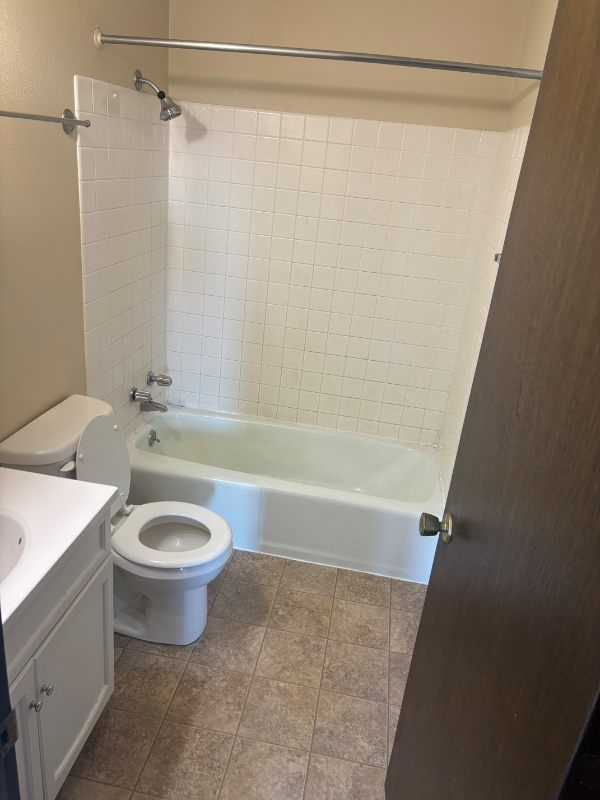 1238 Edgewood Dr - Photo 5 of 5