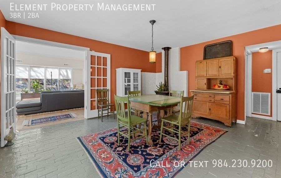 303 Henderson St #A - Photo 3 of 34