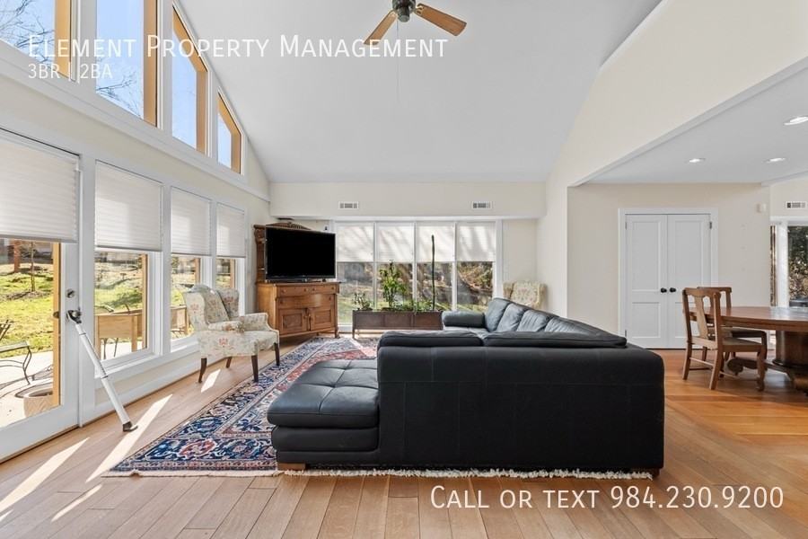 303 Henderson St #A - Photo 7 of 34