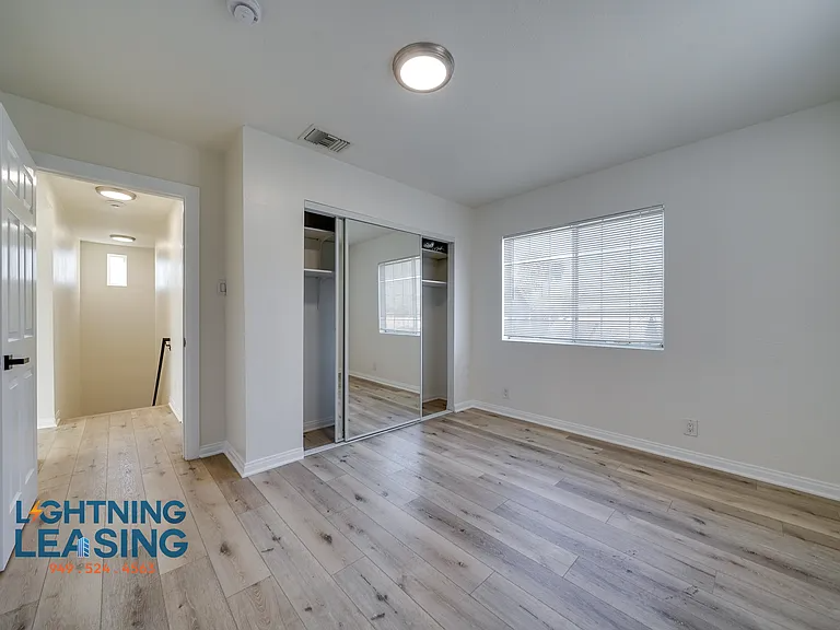 2134 S Cloverdale Ave - Photo 3 of 20