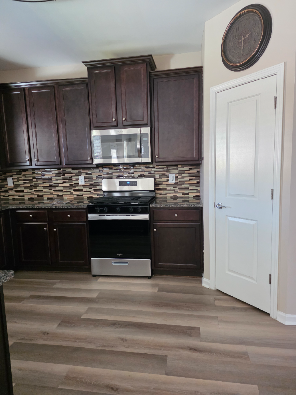 5028 Manning Dr - Photo 3 of 18