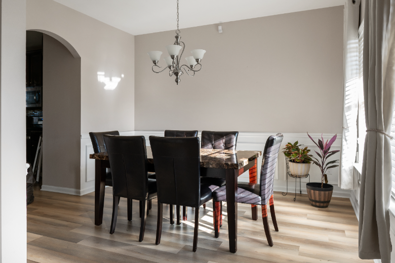 5028 Manning Dr - Photo 4 of 18