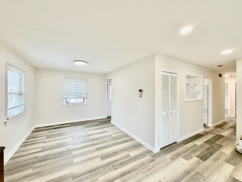 3346 Bernice Rd - Photo 7 of 17