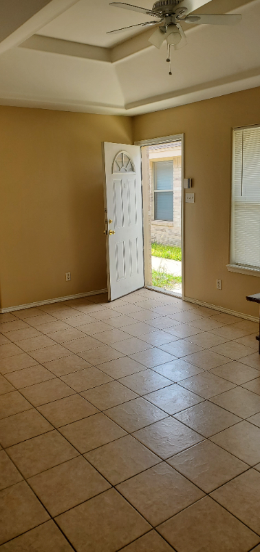 904 S Palm Dr #1 - Photo 4 of 6