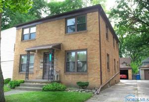 3721 Douglas Rd  