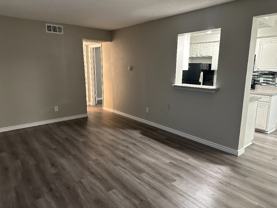 3754 W Buckingham Rd #103 - Photo 1 of 1