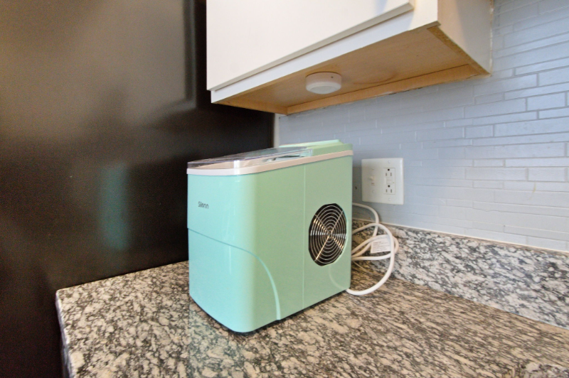 114 W Market St #306 - Photo 4 of 18