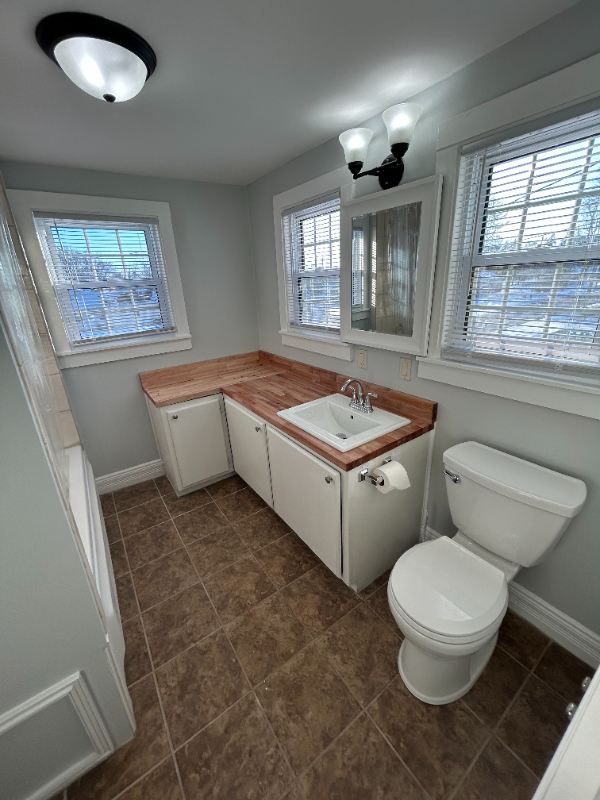 201 Bonito St - Photo 6 of 20