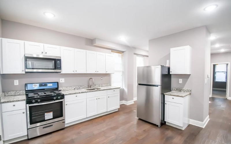 449 S Augusta Ave #1 - Photo 2 of 6