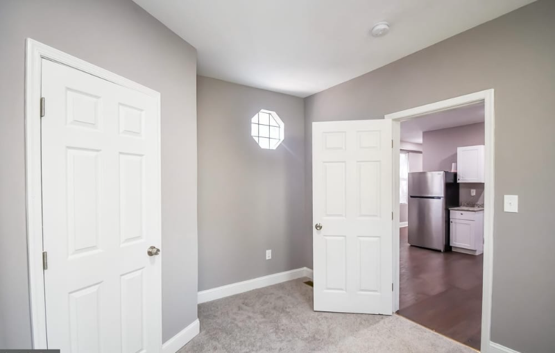 449 S Augusta Ave #1 - Photo 4 of 6