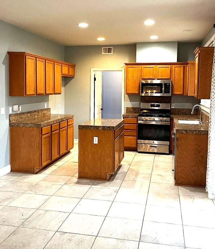 730 Tatum Ave - Photo 3 of 20