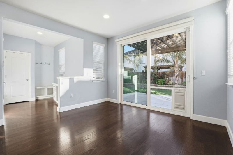 1818 Tarragon Dr - Photo 6 of 20