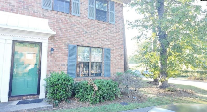 529 Cambout St - Photo 2 of 10