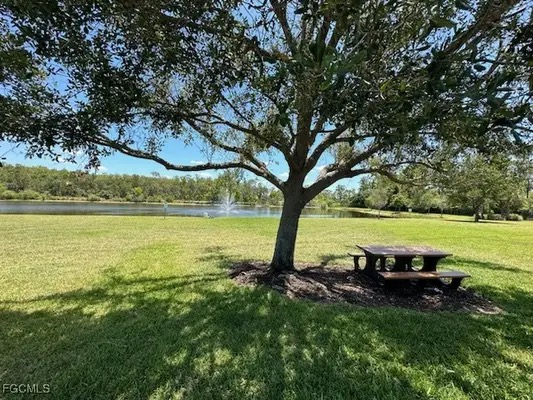 3646 Pine Oak Cir #101 - Photo 7 of 9