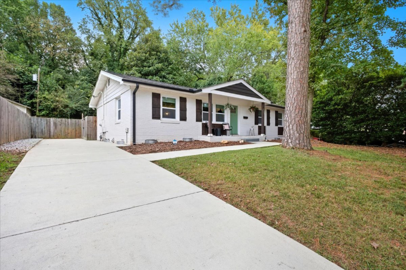 4528 Somerdale Ln - Photo 2 of 19