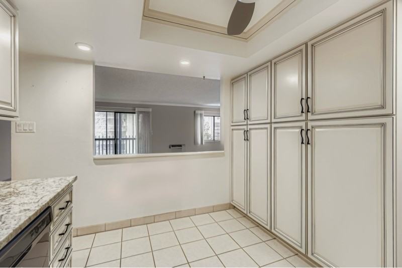 14102 E Linvale Pl #302 - Photo 5 of 6