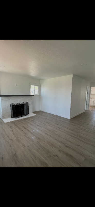 1270 N 8th St - Photo 3 of 13