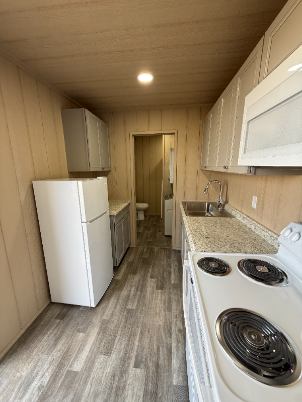 1041 Fm #A - Photo 2 of 9