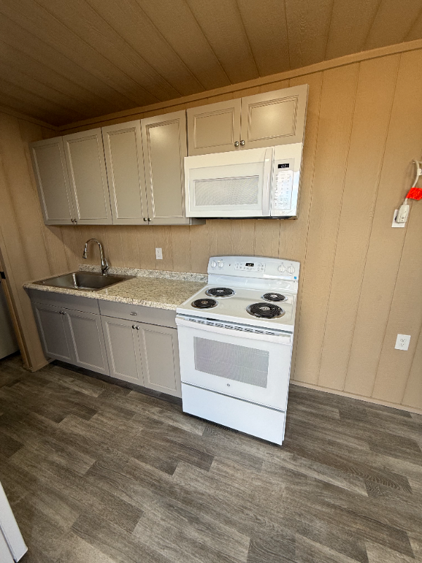 1041 Fm #A - Photo 3 of 9