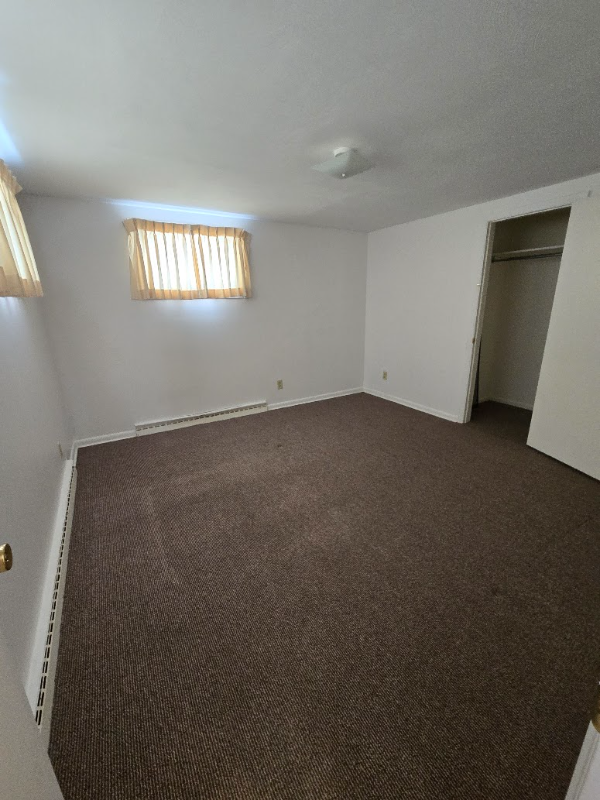 12163 State St Ne #A - Photo 4 of 6