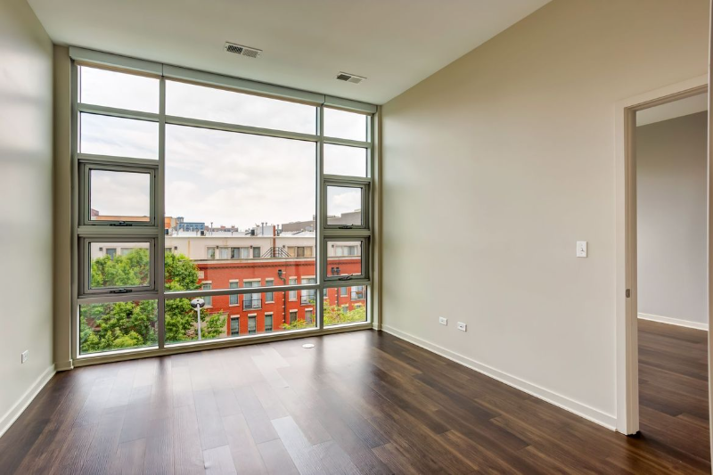 1339 W Madison St - Photo 3 of 15