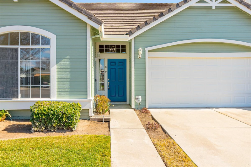 1810 Crestwood Ave - Photo 2 of 12