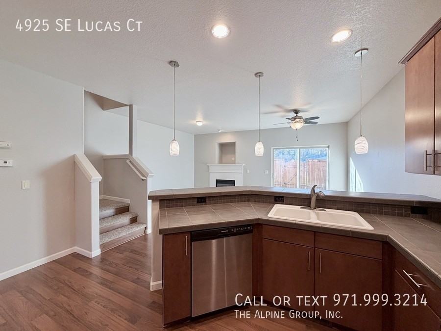 4925 Se Lucas Ct - Photo 7 of 32