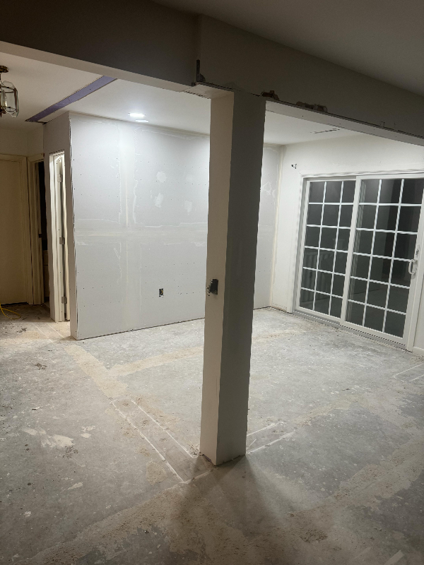 737 Lemoyne Ave - Photo 2 of 4