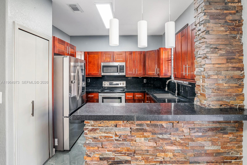 11507 Nwst - Photo 4 of 9