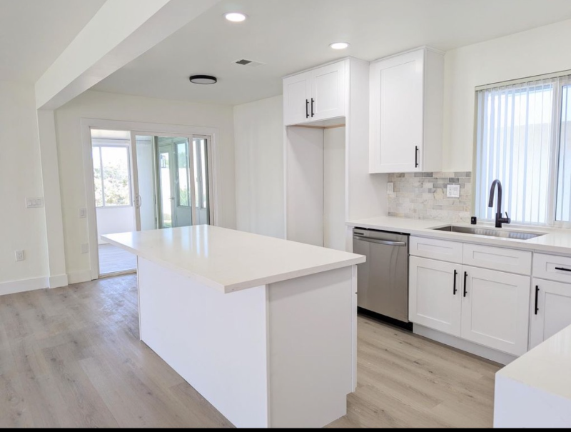 16752 Bardon Ln #A - Photo 4 of 15