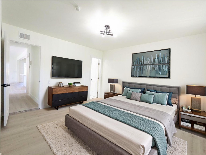 16752 Bardon Ln #A - Photo 7 of 15