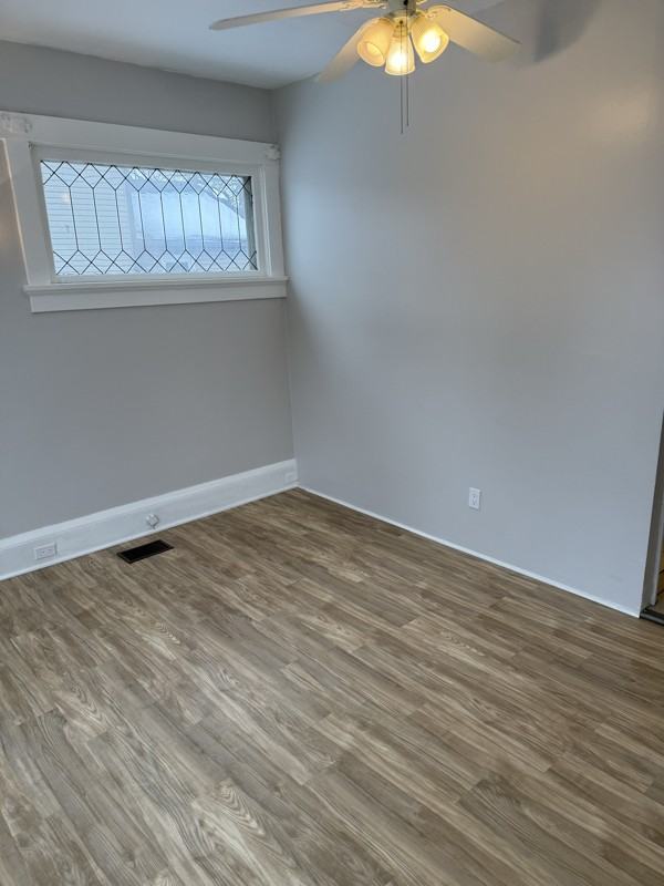 505 6th St Ne - Photo 6 of 22