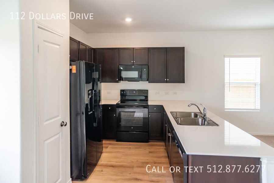 112 Dollars Dr - Photo 4 of 28