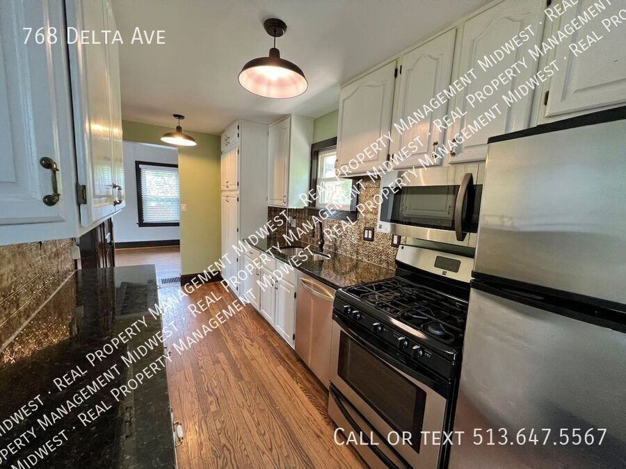 768 Delta Ave - Photo 7 of 16