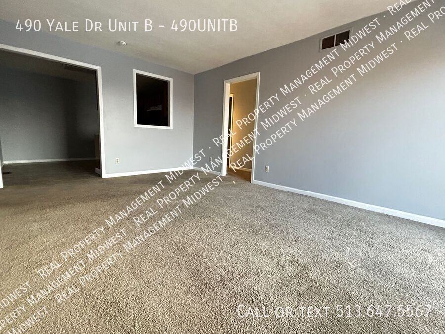 490 Yale Dr Unit B #490UNITB - Photo 4 of 20