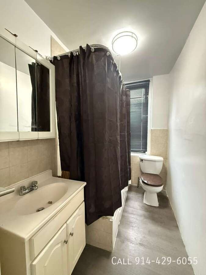 275 Mclean Ave - Photo 3 of 6