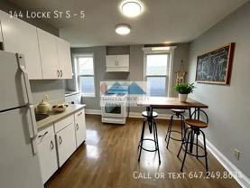 144 Locke St S #5 - Photo 1 of 1