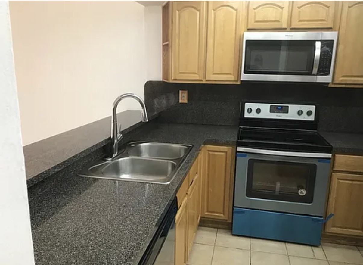 13381 Sw 88th Ter #A - Photo 6 of 11