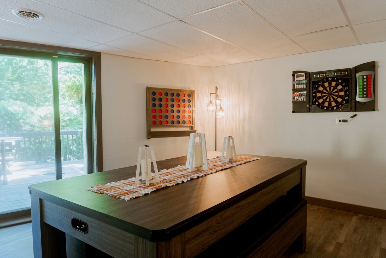 244 Toby St #B - Photo 3 of 20