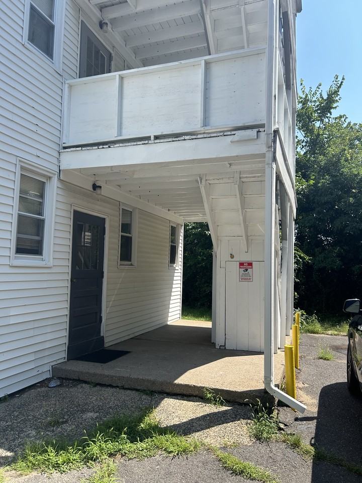 73 Race St #2 - Photo 3 of 17