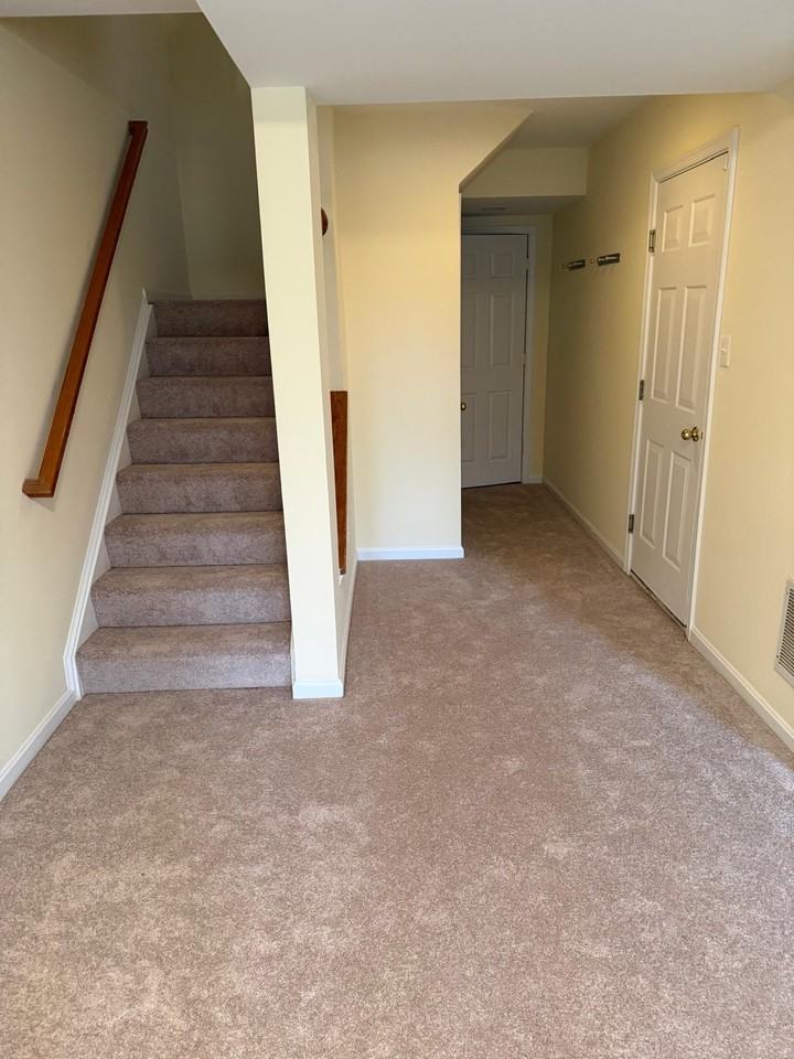 6302 Cullen Pl #1 - Photo 4 of 6