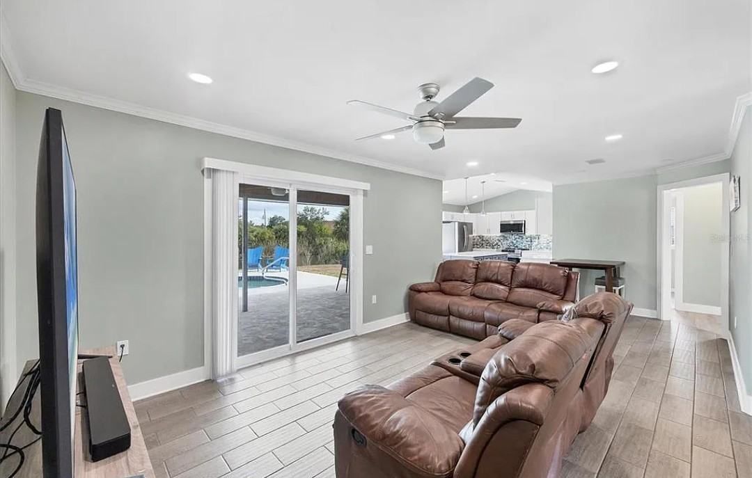 9492 Galaxie Cir #NA - Photo 2 of 16