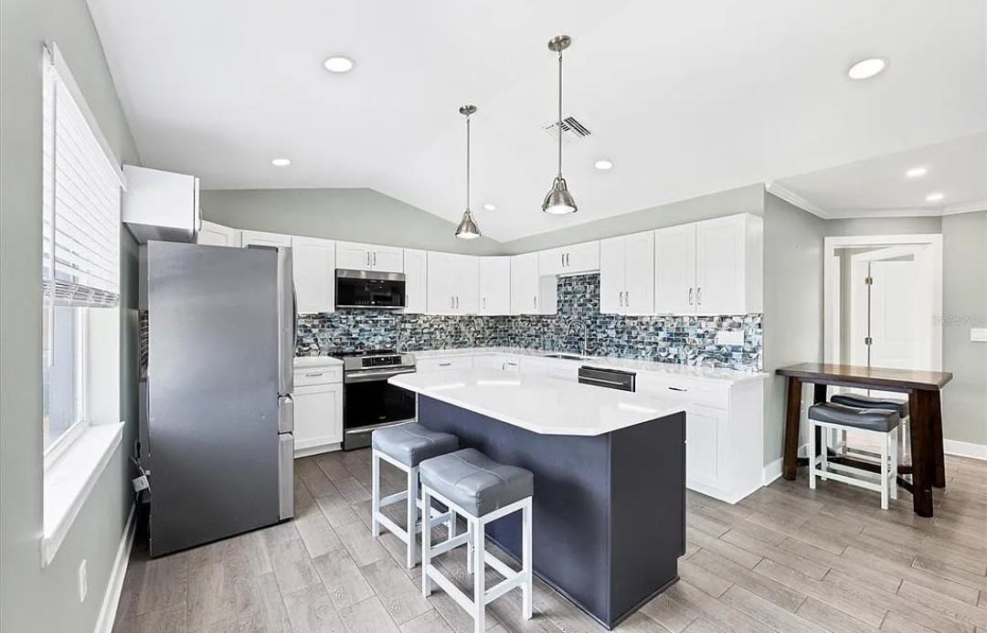 9492 Galaxie Cir #NA - Photo 5 of 16