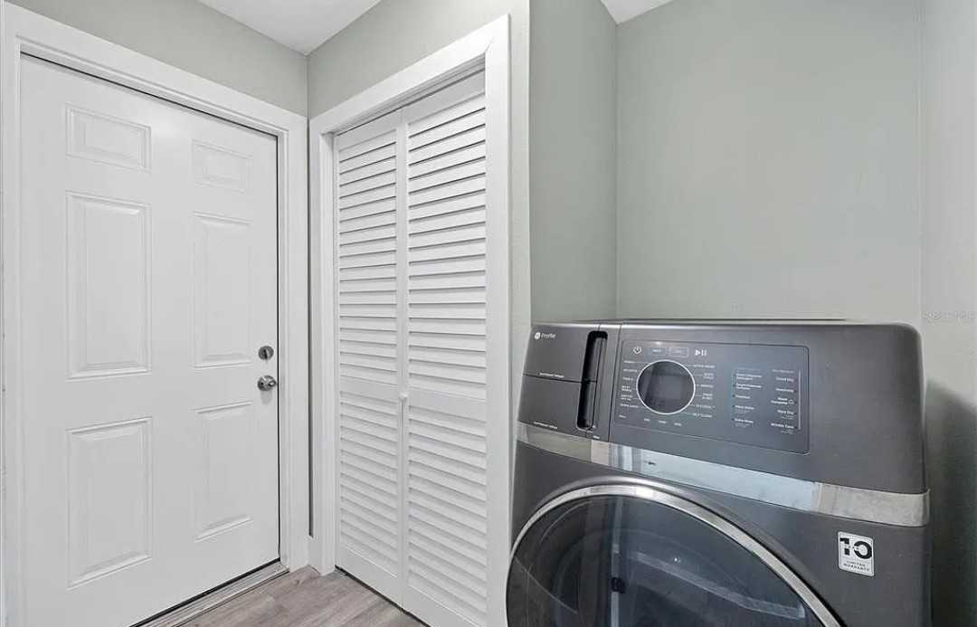 9492 Galaxie Cir #NA - Photo 7 of 16