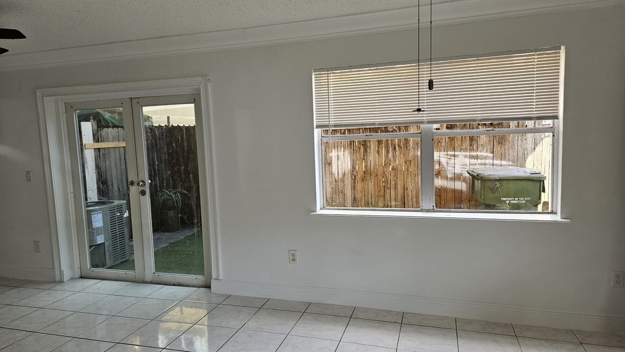 177 Ne 12th Ave #177 - Photo 6 of 31